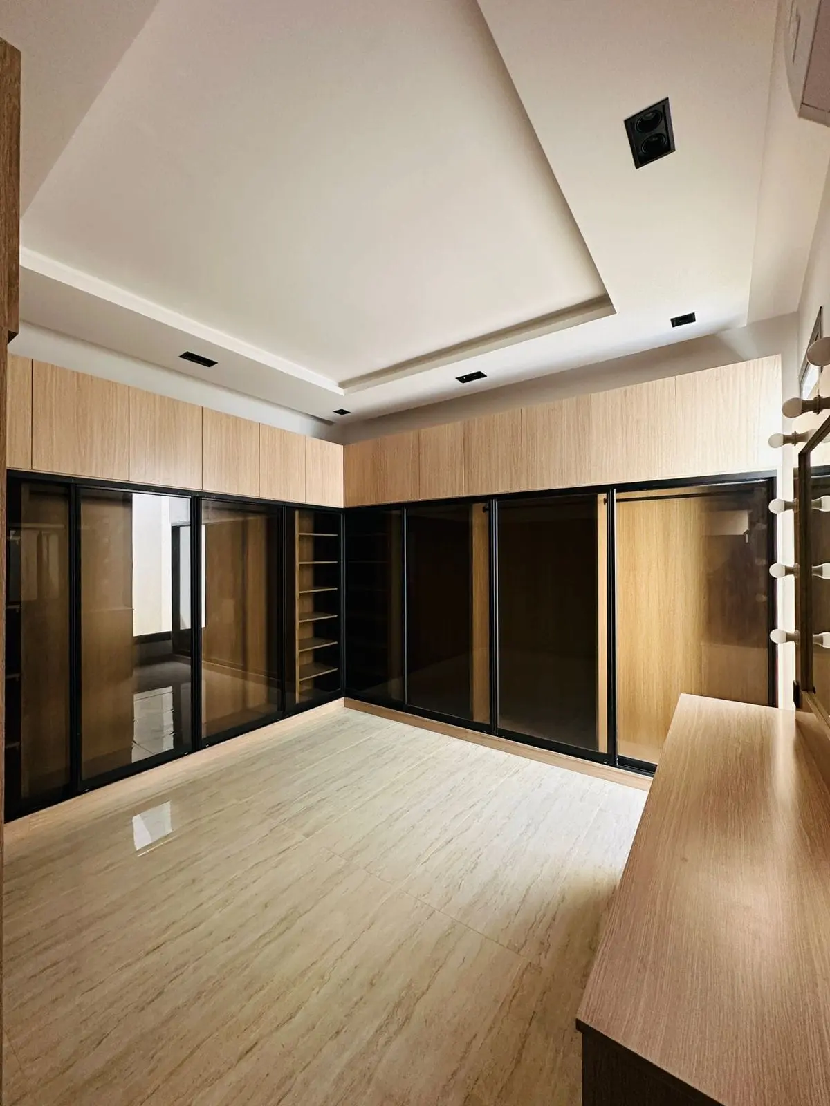 Full-height Wardrobe completed by Hassan Pro Carpenter